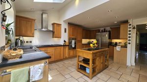 Photo 19- click for photo gallery